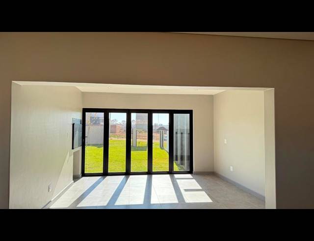 3 BEDROOM HOUSE FOR SALE IN FOUNTAINBROOK ESTATE